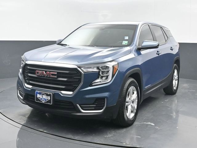 Used 2024 GMC Terrain SLE image 3