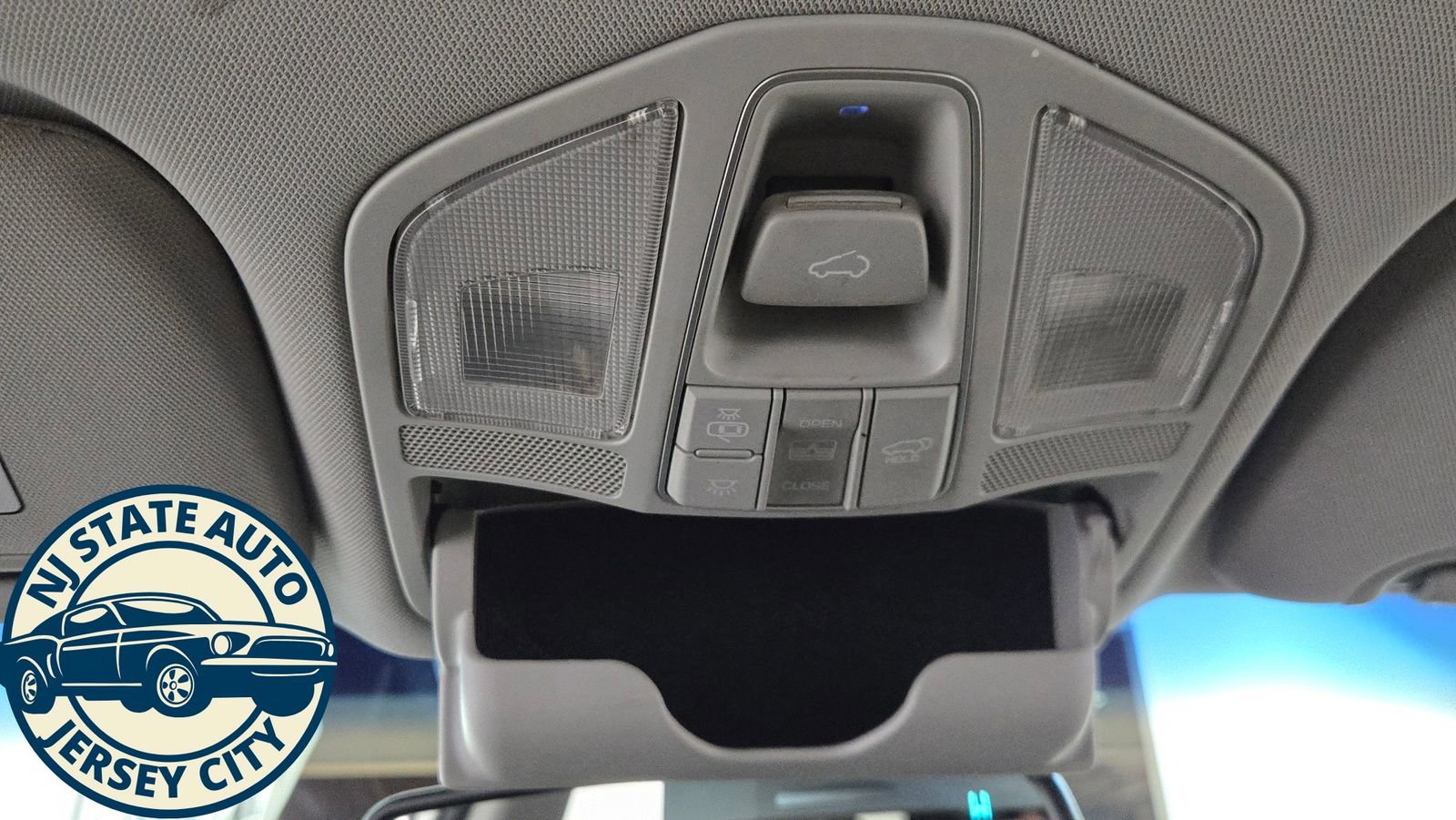 Used 2019 Hyundai Santa Fe XL AWD/4WD image 24