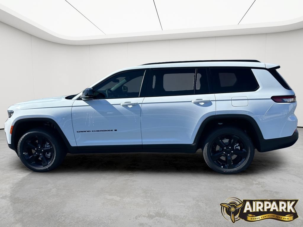 New 2025 Jeep Grand Cherokee L Altitude AWD/4WD image 8