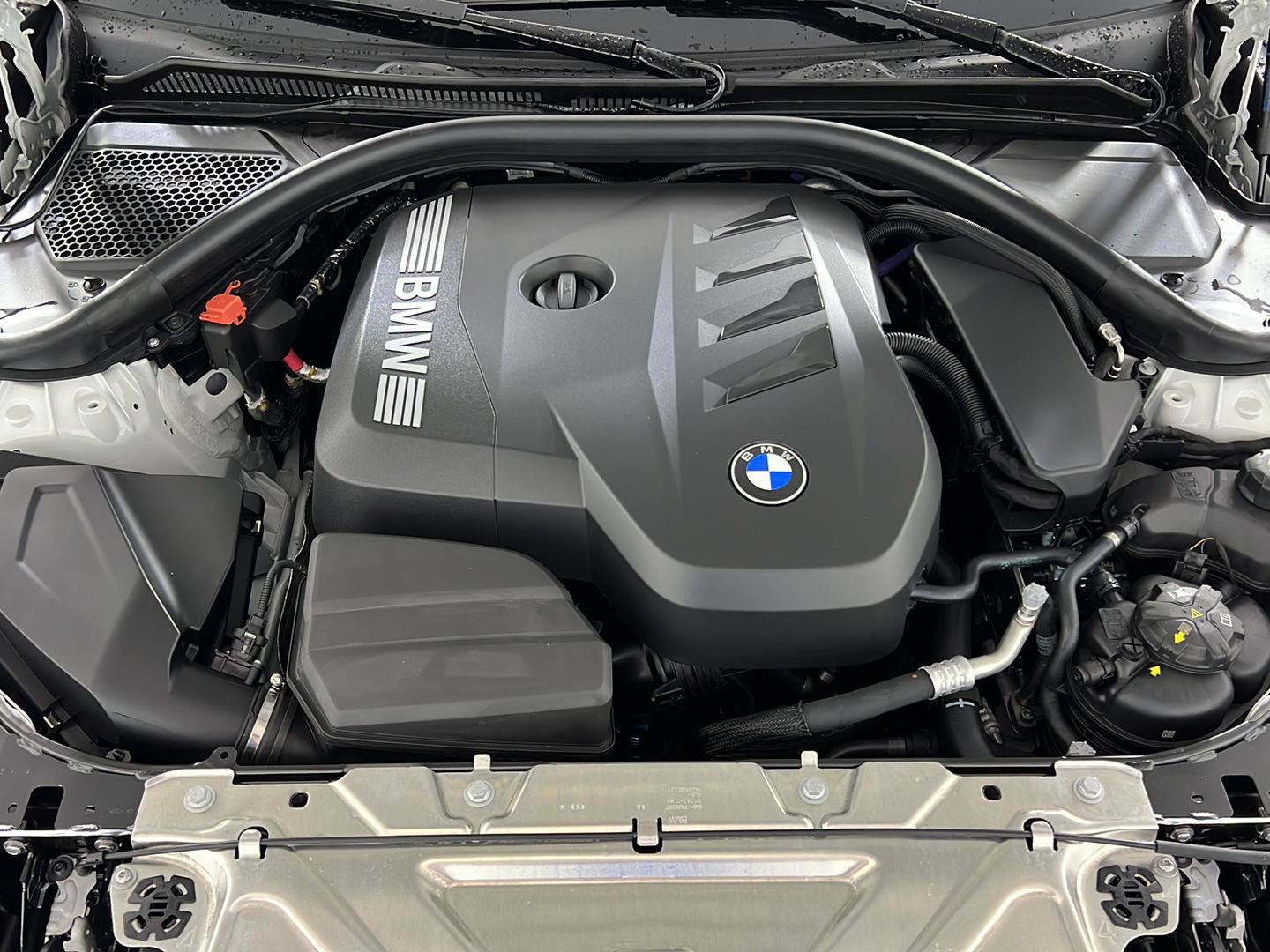 New 2026 BMW 330i xDrive Sedan w/ Premium Package AWD/4WD image 15