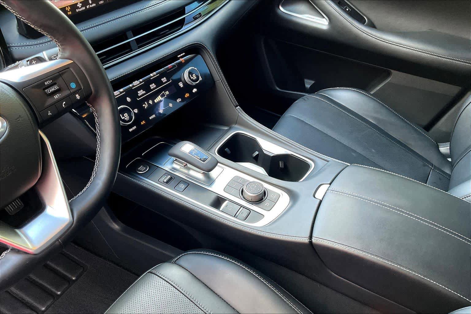 Used 2023 INFINITI QX60 Sensory w/ Vision Package image 16