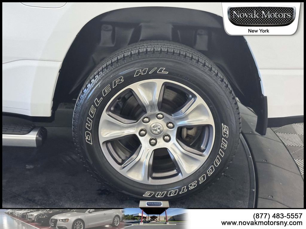 Used 2023 RAM 1500 Laramie AWD/4WD image 6