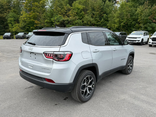 New 2026 Jeep Compass Limited AWD/4WD image 5