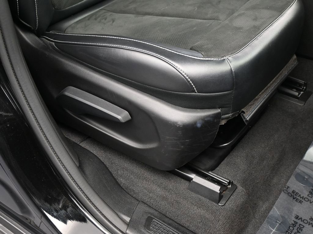 Used 2021 Jeep Grand Cherokee L Laredo image 45