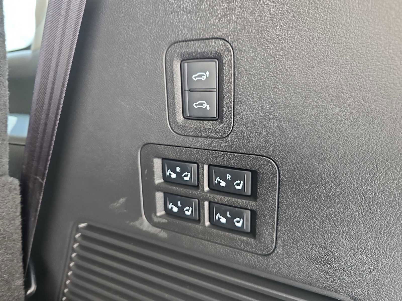 Certified 2025 INFINITI QX80 Luxe image 27