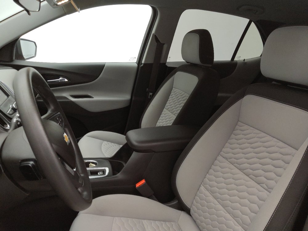 Used 2020 Chevrolet Equinox LS w/ LS Convenience Package image 17