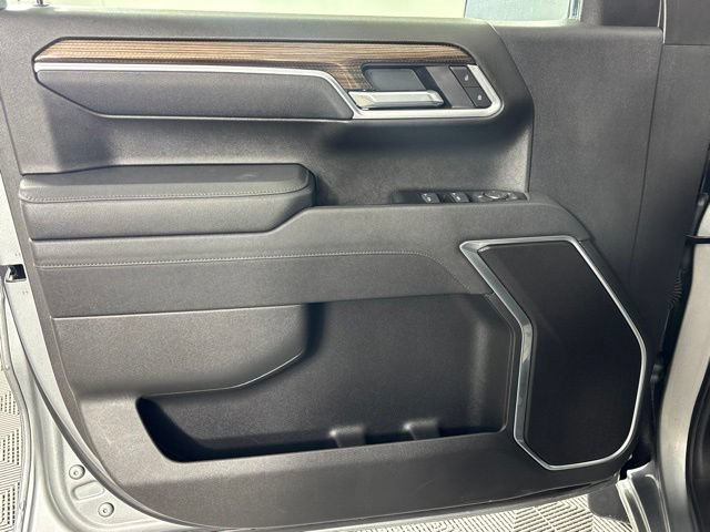 Used 2026 Chevrolet Silverado 1500 LT AWD/4WD image 16