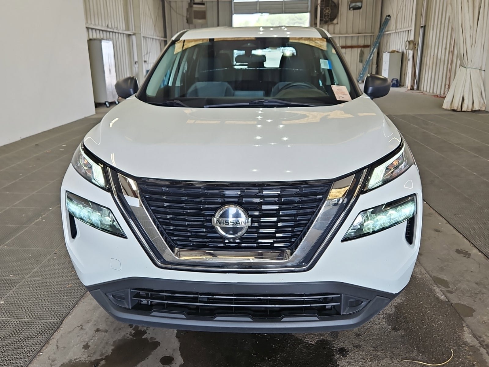 Used 2021 Nissan Rogue S image 4