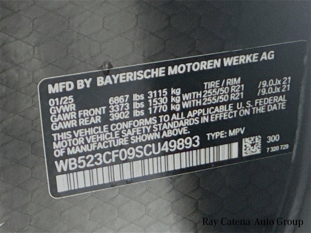 Used 2025 BMW iX xDrive50 w/ Premium Package image 32
