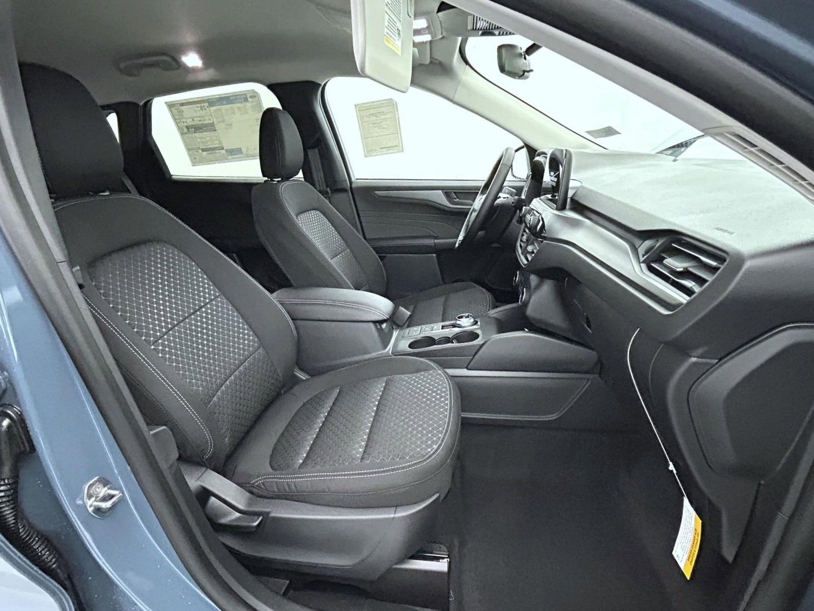 New 2026 Ford Escape Active w/ Cold Weather Package AWD/4WD image 15