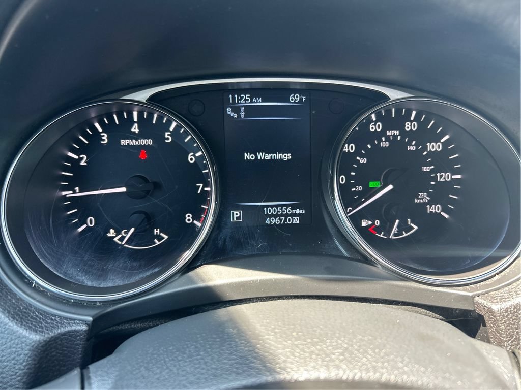 Used 2016 Nissan Rogue SL w/ SL Premium Package FWD image 18