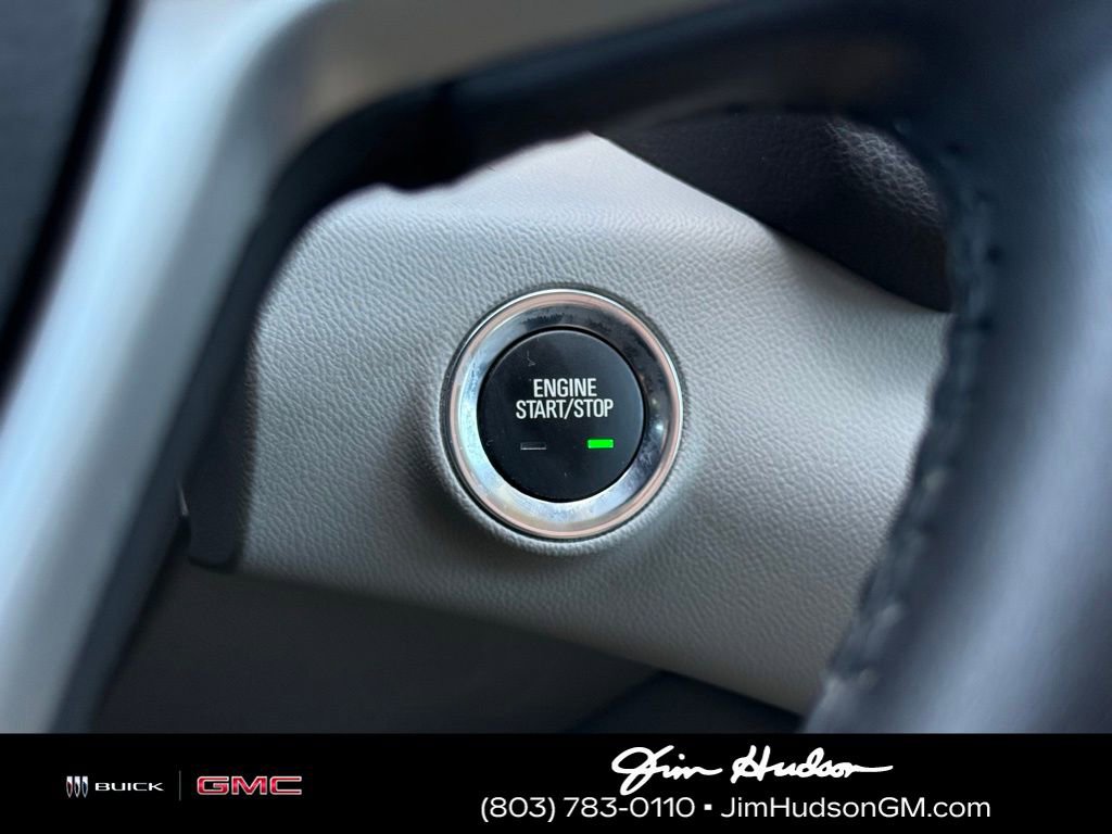 Used 2022 GMC Terrain SLT w/ LPO, Floor Liner Package image 32