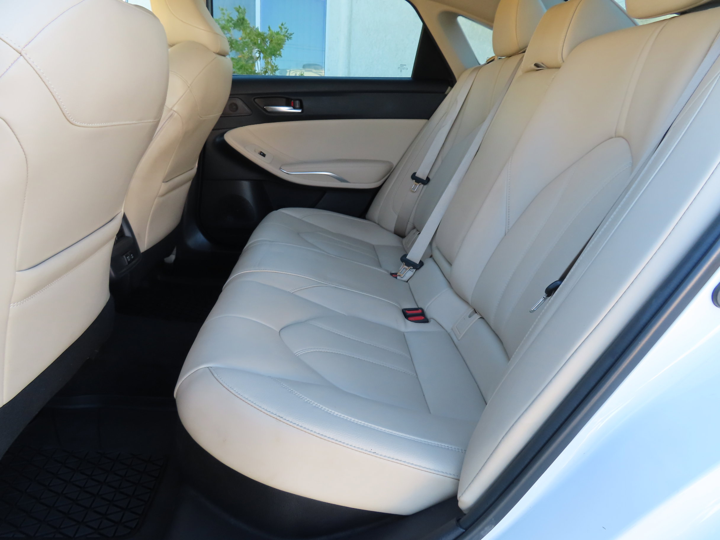 Used 2021 Toyota Avalon XLE image 13