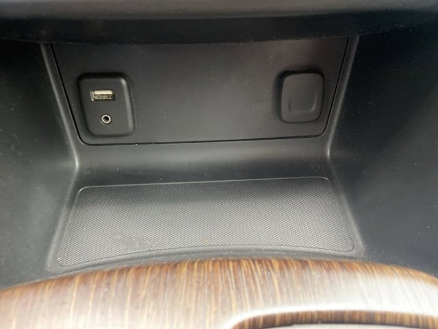 Used 2018 GMC Canyon Denali image 29