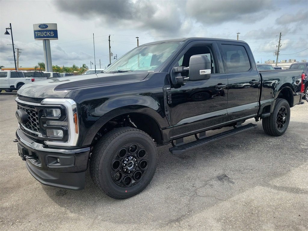 New 2026 Ford F250 XLT image 2