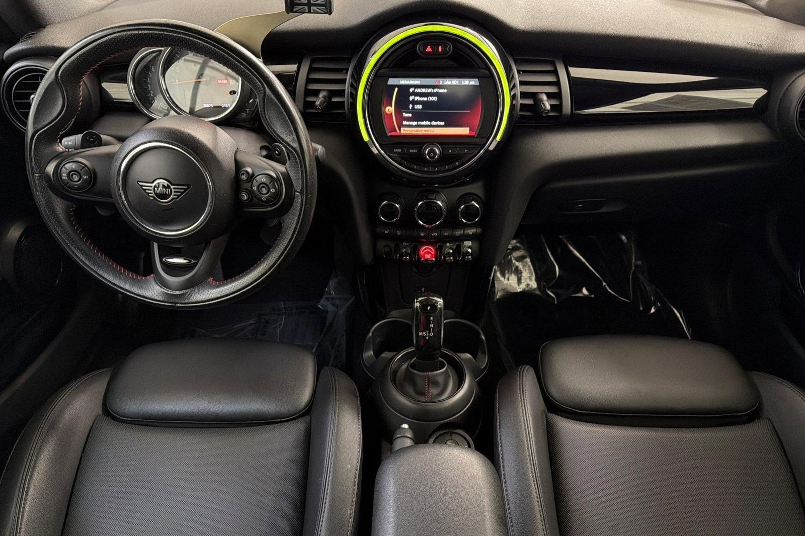 Used 2020 MINI Cooper S image 25