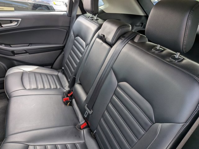 Used 2023 Ford Edge SEL AWD/4WD image 18