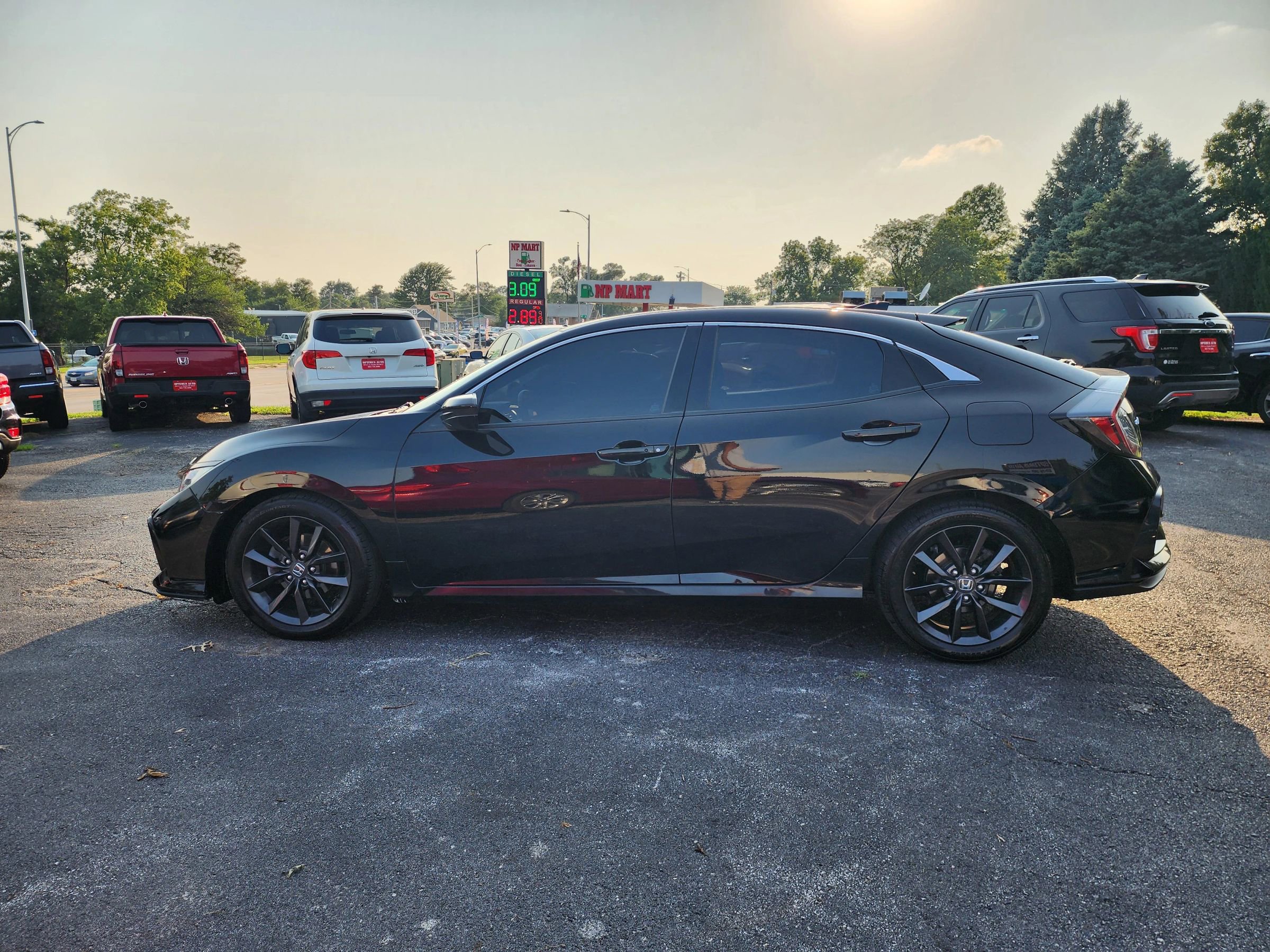 Used 2020 Honda Civic EX image 4