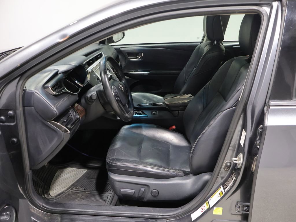 Used 2013 Toyota Avalon XLE FWD image 11