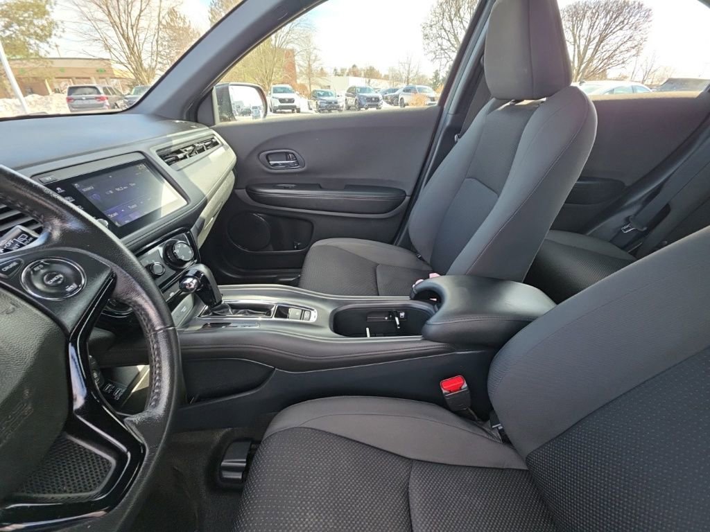 Used 2020 Honda HR-V Sport image 18