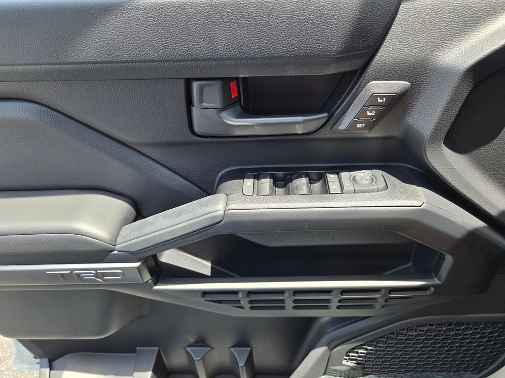 New 2026 Toyota 4Runner TRD Off-Road Premium AWD/4WD image 28