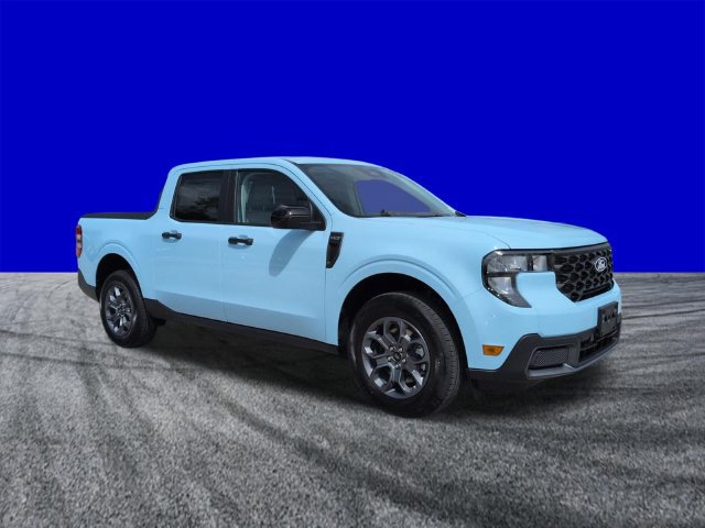New 2026 Ford Maverick XLT w/ XLT Luxury Package FWD image 2