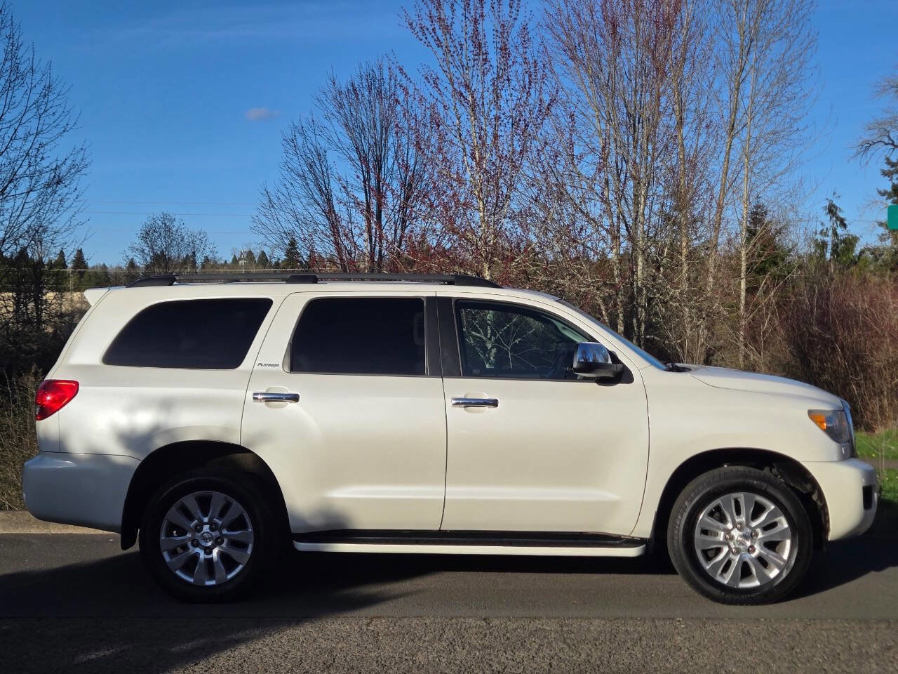 Used 2016 Toyota Sequoia Platinum image 8