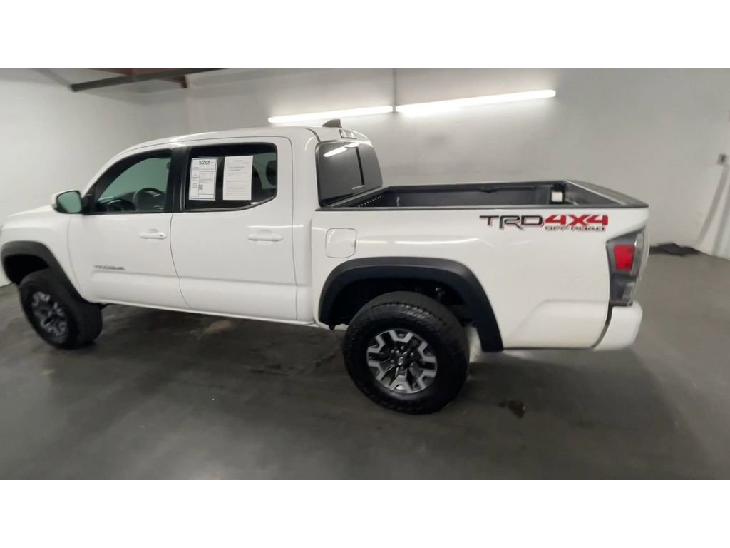 Used 2023 Toyota Tacoma TRD Off-Road image 6