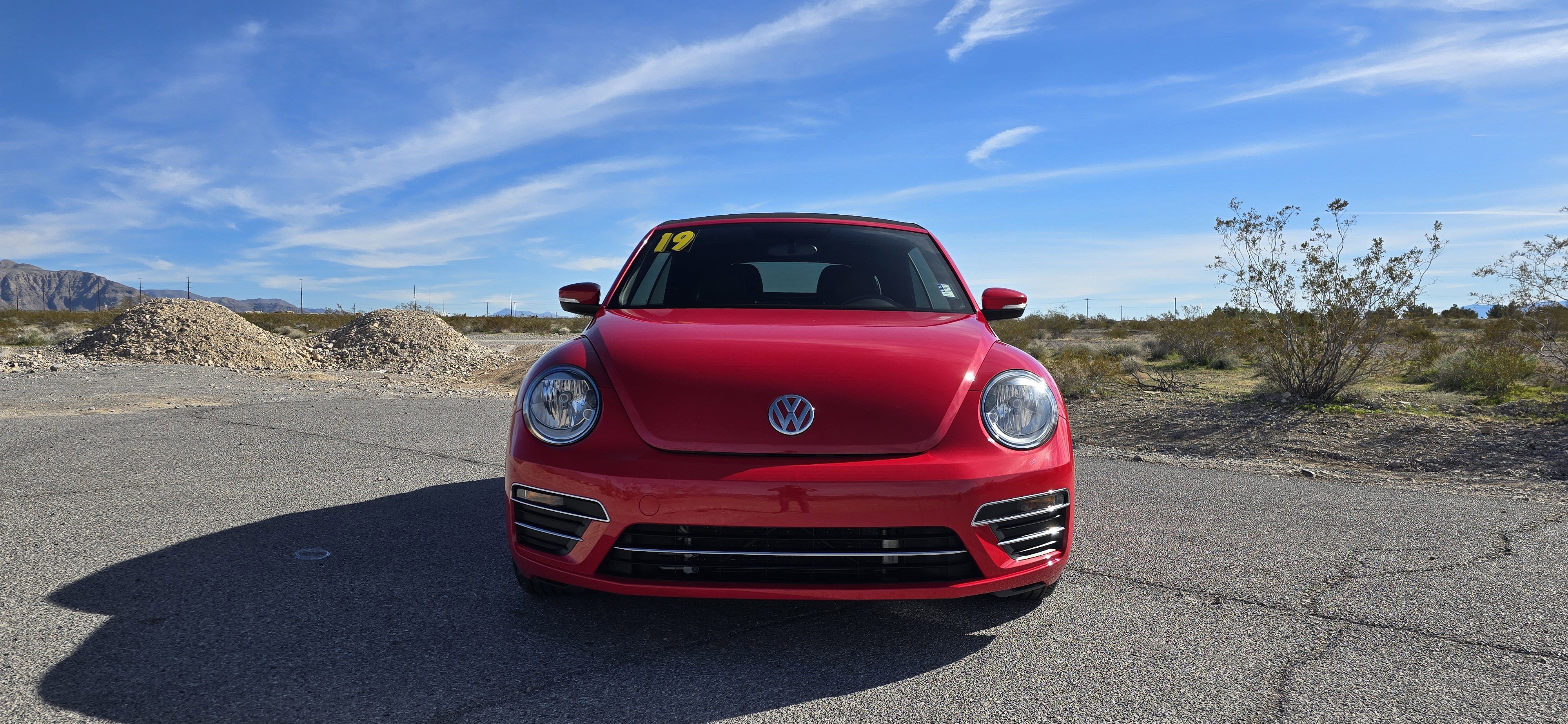 Used 2019 Volkswagen Beetle 2.0T S image 2