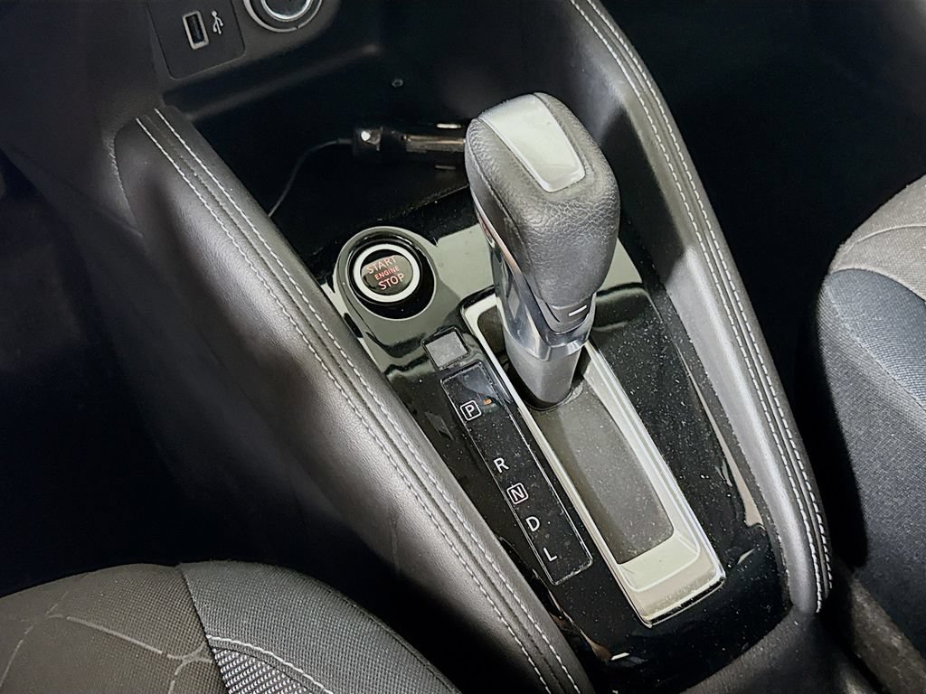 Used 2018 Nissan Kicks SV FWD image 16