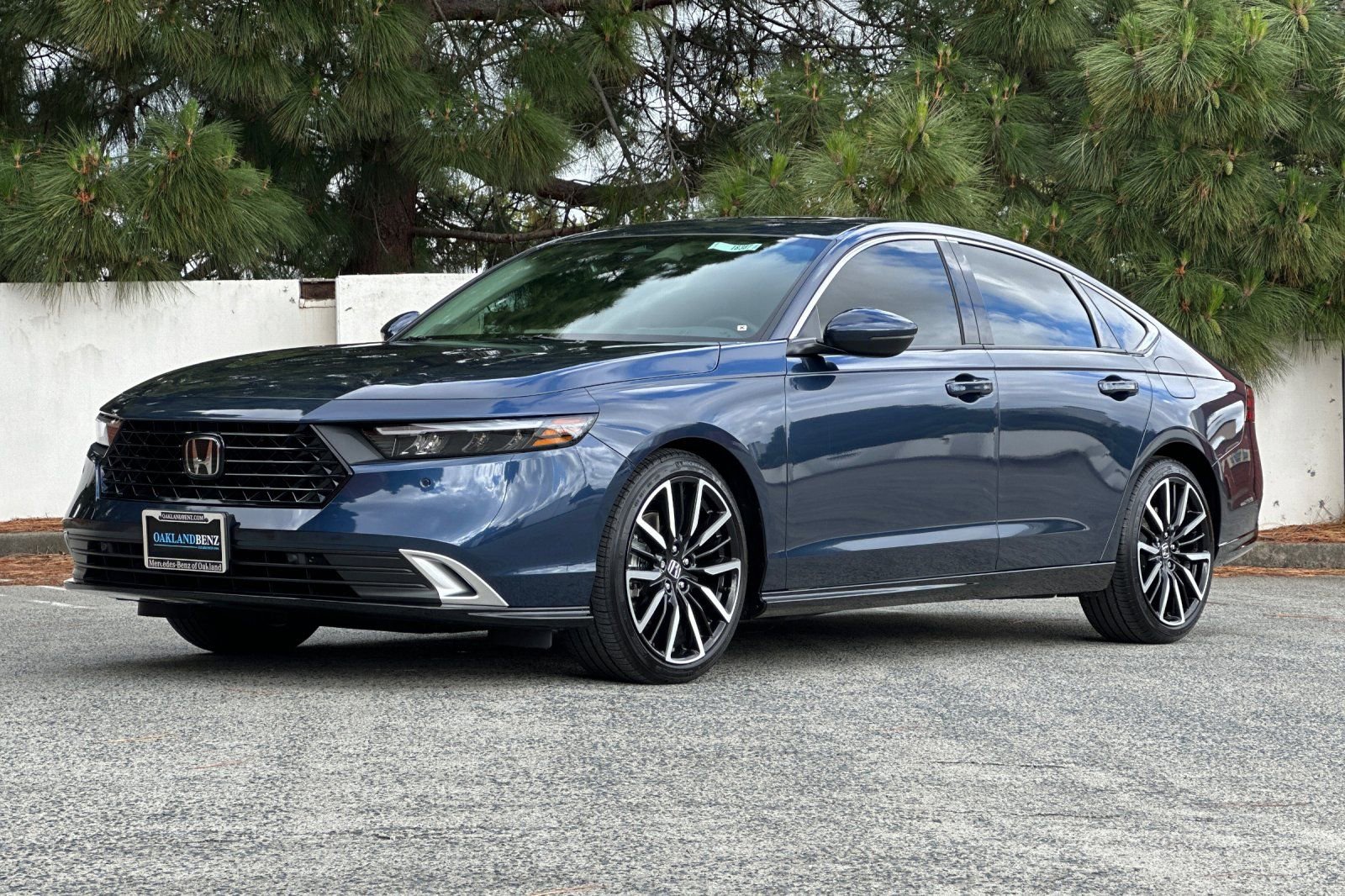 Used 2025 Honda Accord Touring image 8