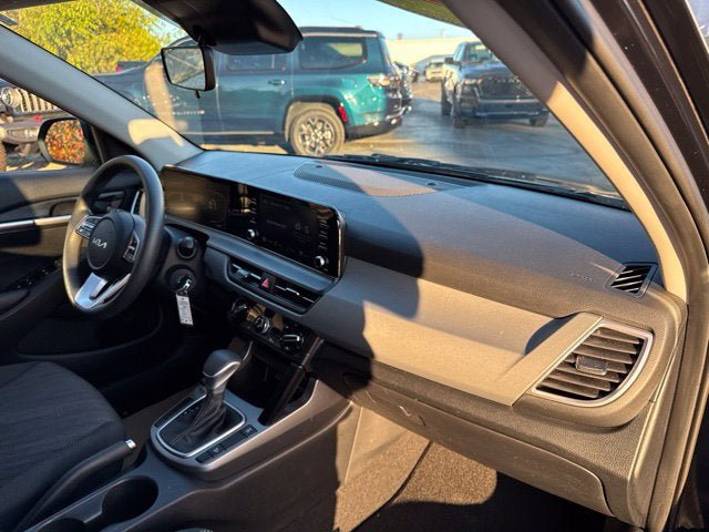 Used 2024 Kia Seltos LX AWD/4WD image 26
