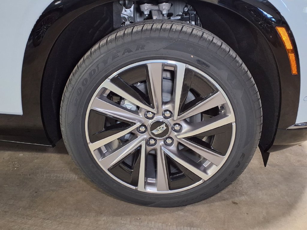 New 2027 Cadillac Vistiq Luxury AWD/4WD image 4