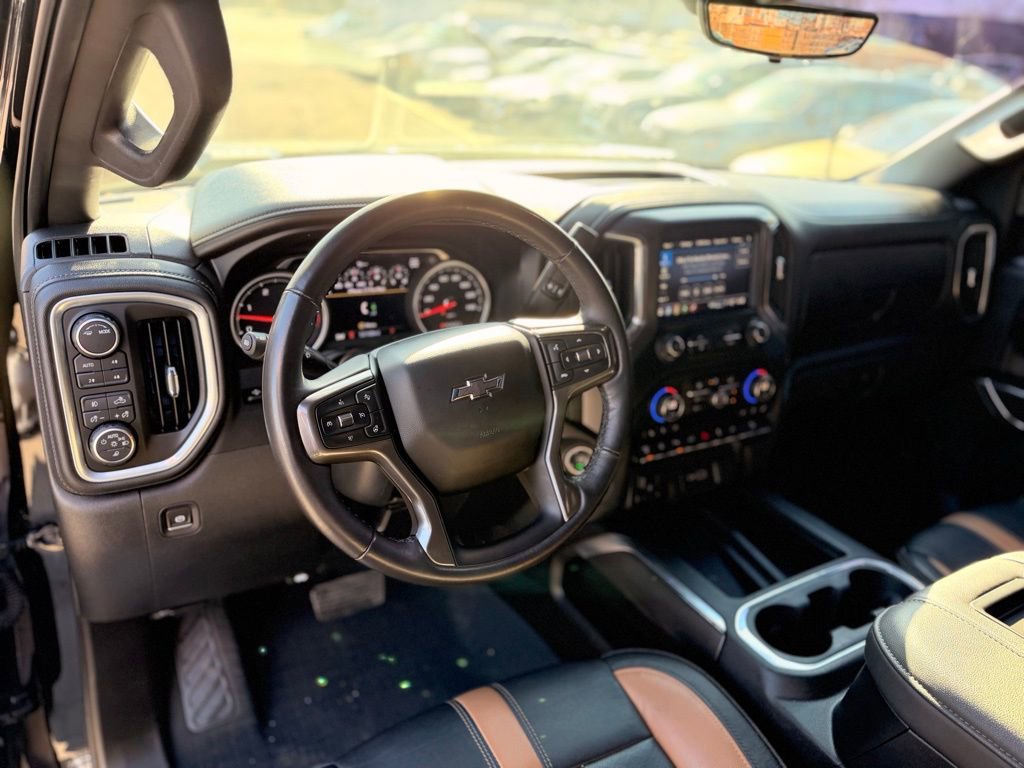 Used 2021 Chevrolet Silverado 2500 LTZ w/ Carhartt Edition AWD/4WD image 9