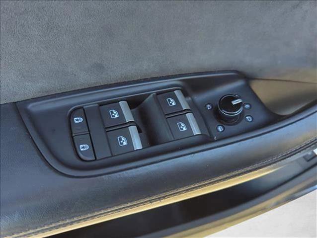 Used 2020 Audi Q8 Prestige w/ Prestige Package image 12