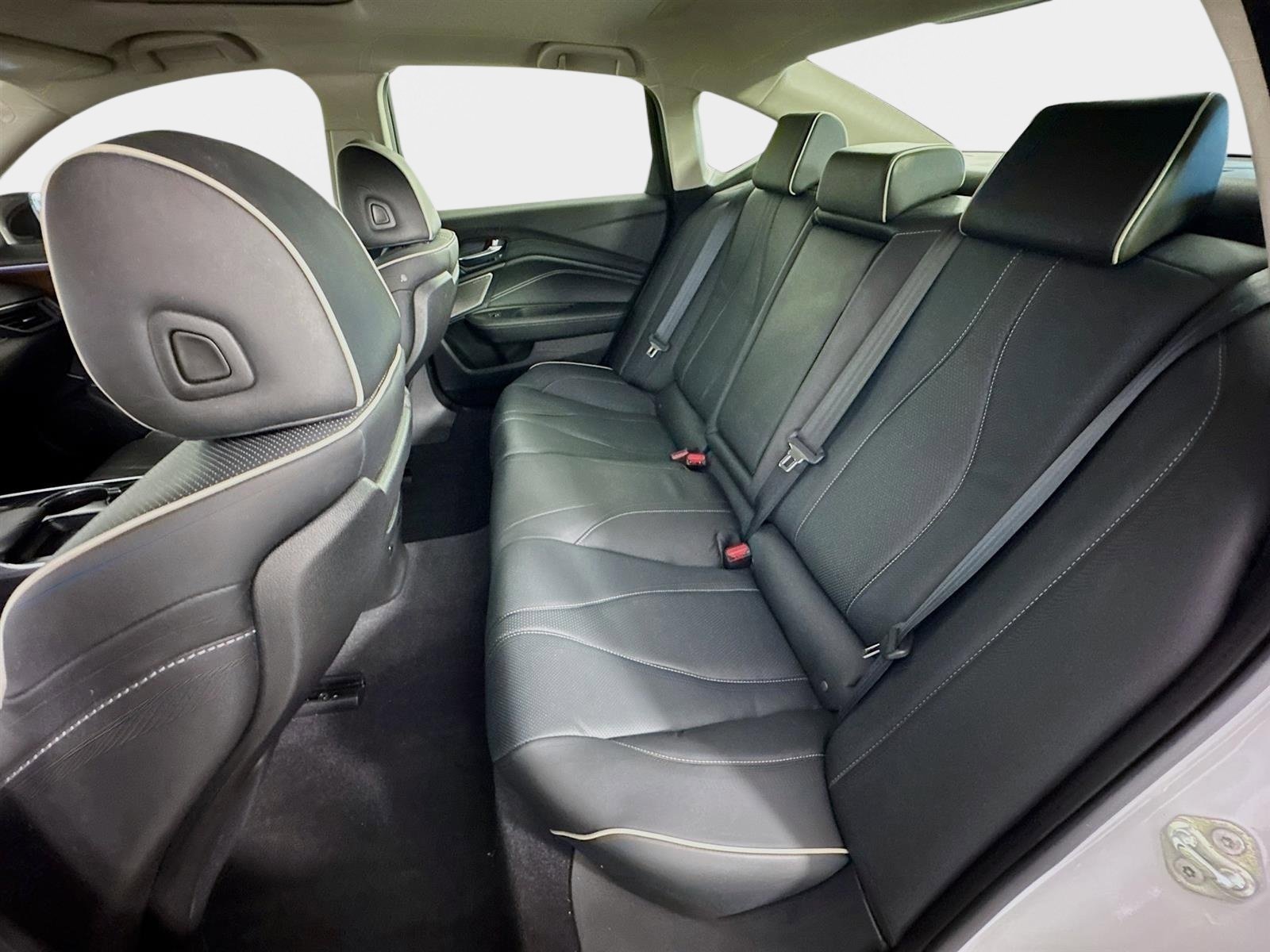 Used 2021 Acura TLX w/ Advance Package FWD image 25
