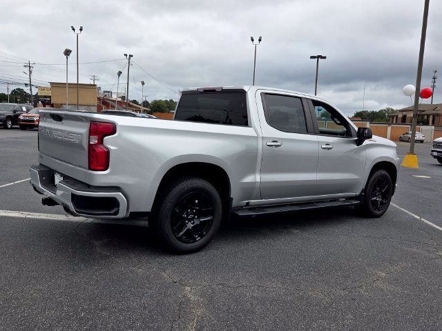 Used 2022 Chevrolet Silverado 1500 RST w/ LPO, Blackout Package AWD/4WD image 12