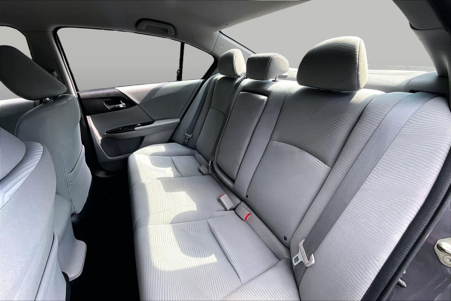 Used 2014 Honda Accord LX image 19