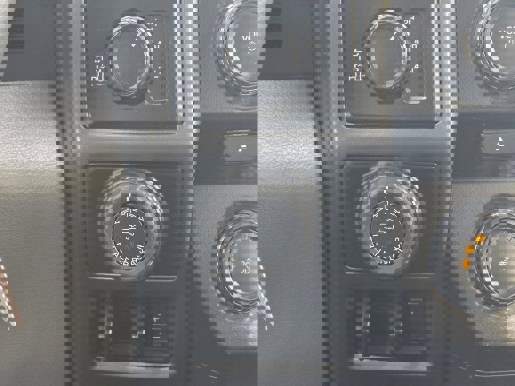 Used 2017 Ford F150 XLT w/ Equipment Group 301A Mid image 13