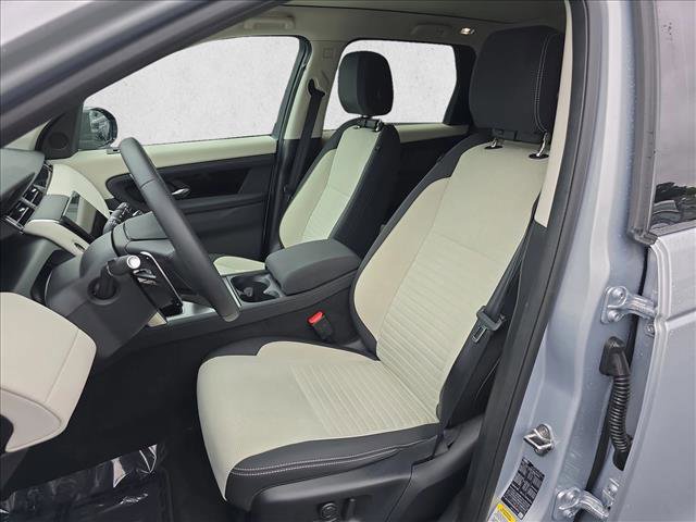 Certified 2025 Land Rover Discovery Sport S image 15