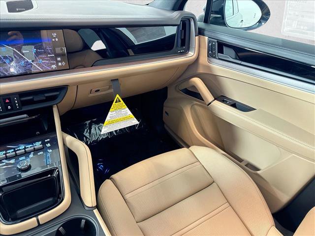 New 2026 Porsche Cayenne AWD/4WD image 22