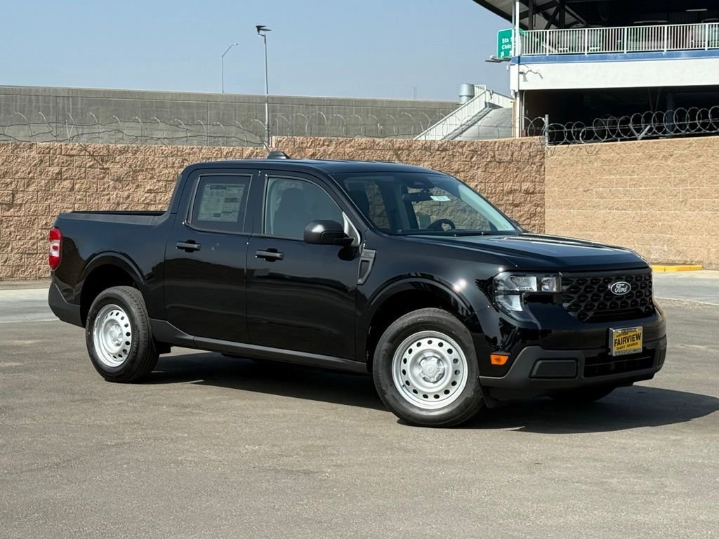 New 2025 Ford Maverick XL FWD image 1