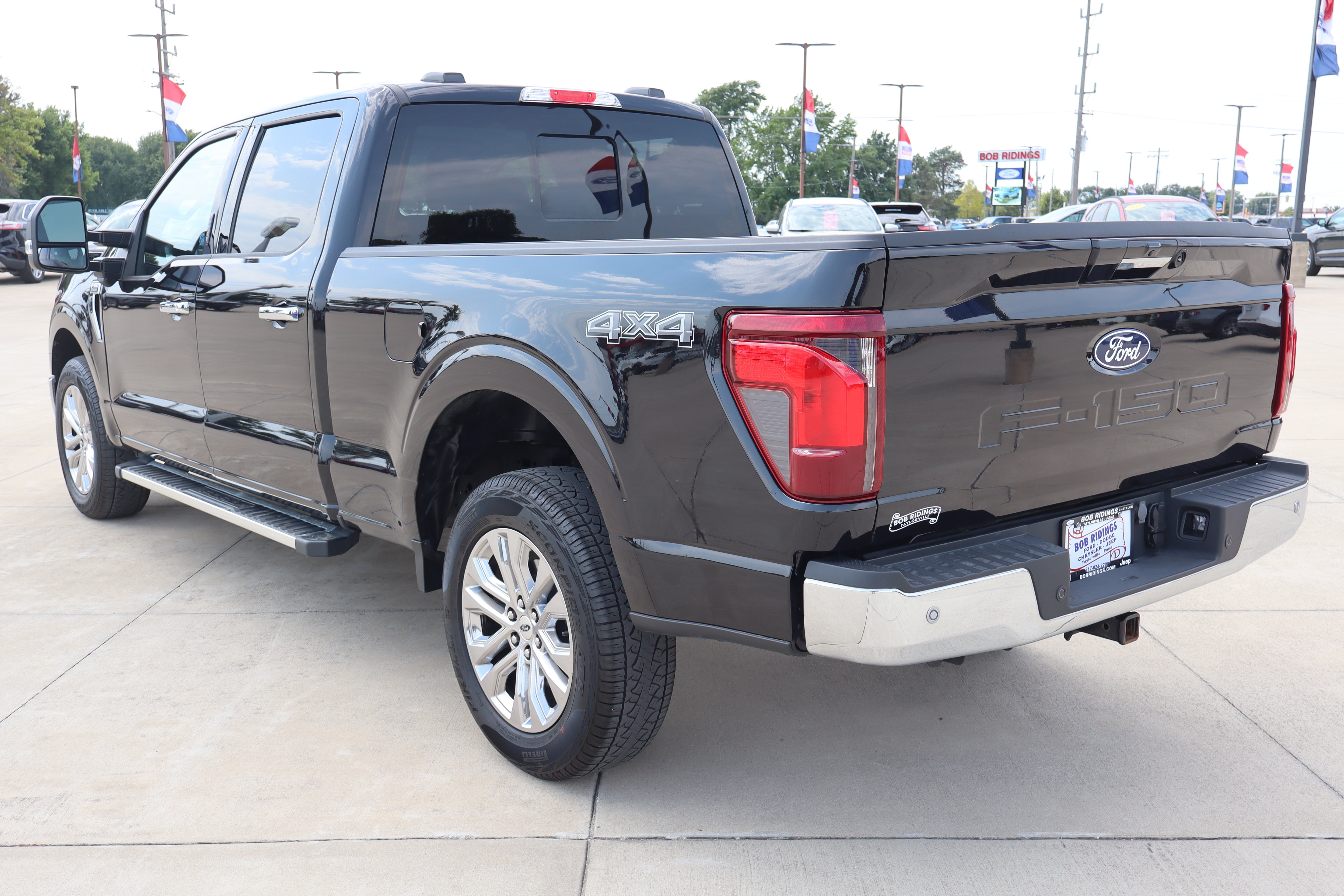 Used 2024 Ford F150 XLT w/ Equipment Group 302A MID AWD/4WD image 7