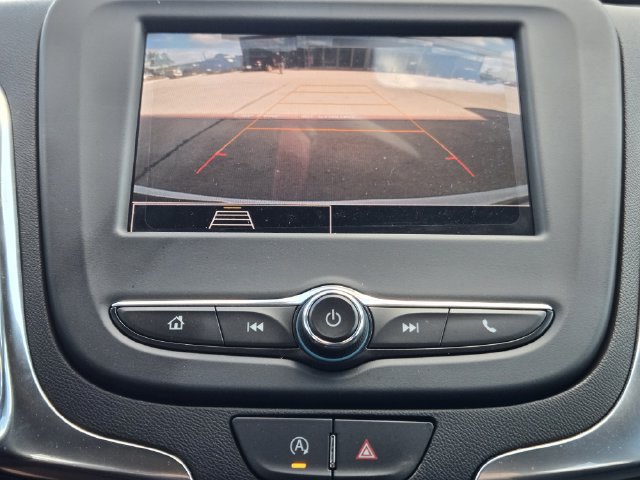 Used 2024 Chevrolet Equinox LT FWD image 11