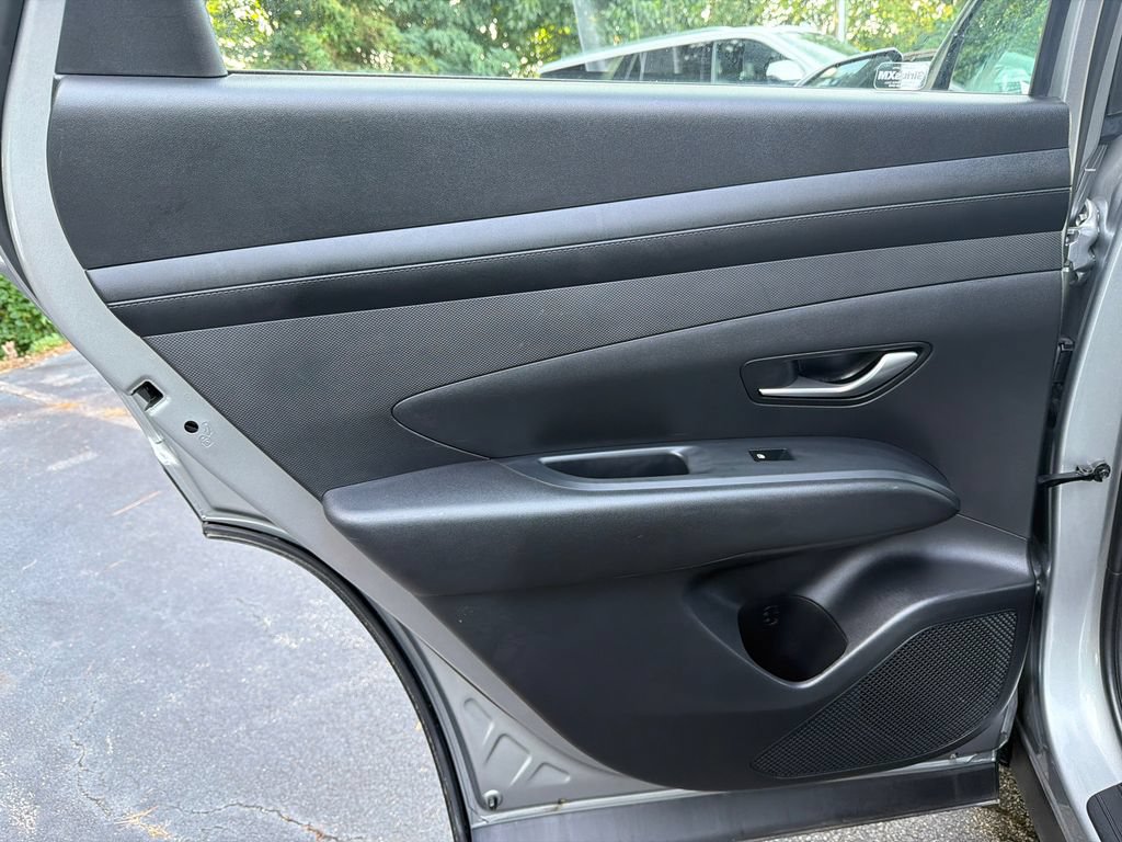 Used 2025 Hyundai Tucson SE FWD image 21