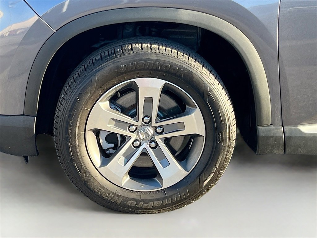 Used 2025 Honda Pilot EX-L image 31