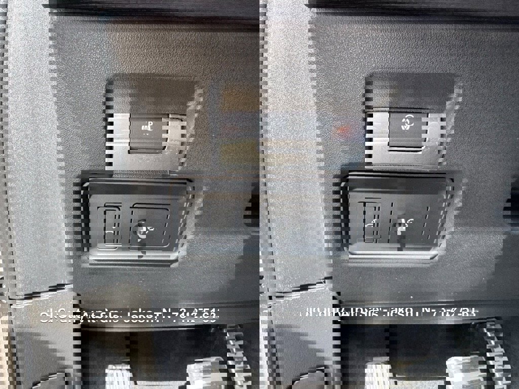 Used 2021 Land Rover Range Rover Evoque R-Dynamic S AWD/4WD image 27