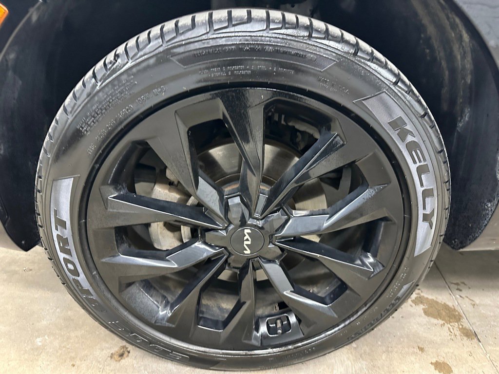 Used 2023 Kia Sorento SX image 38