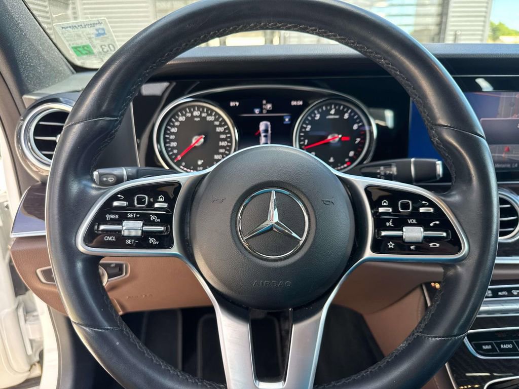 Used 2019 Mercedes-Benz E 300 image 24