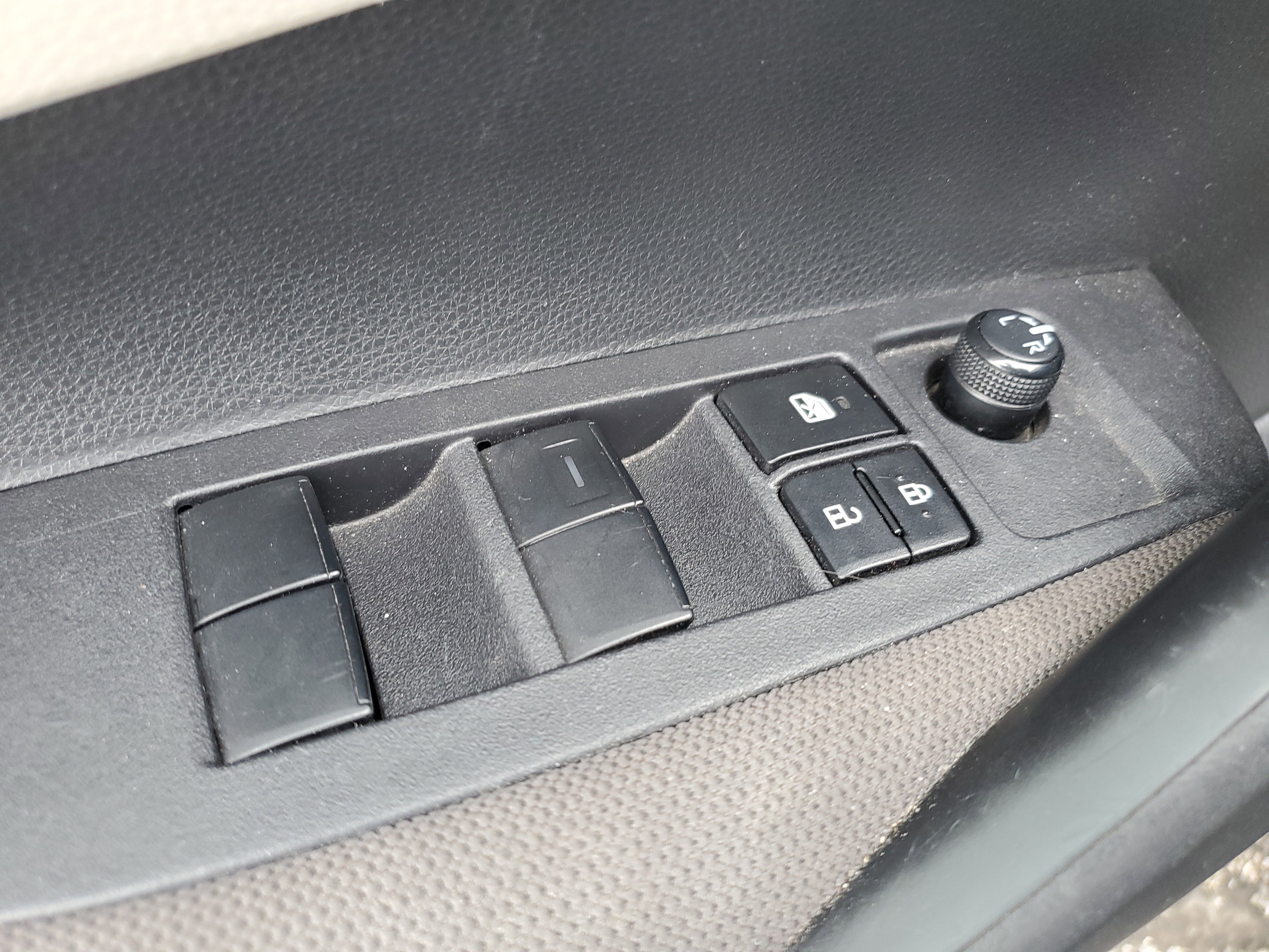 Used 2024 Toyota Corolla LE FWD image 21